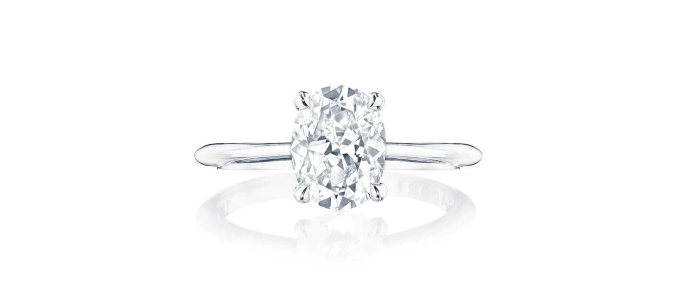 Oval Solitaire Engagement Rings