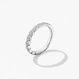 Hearts on Fire Engagement Wedding Band Hearts On Fire Lorelei Floral Platinum Milgrain Diamond Band - 0.25 ctw GH/VS SI / 7.0