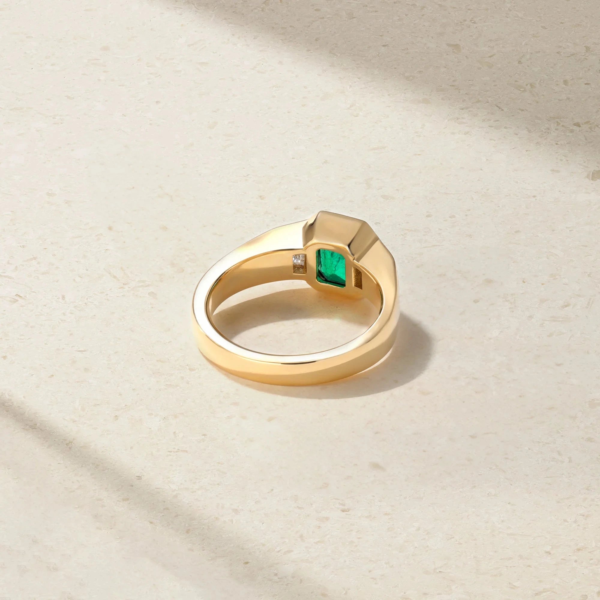 Mark Henry Mark Henry 18k Yellow Gold Emerald and Diamond Ring