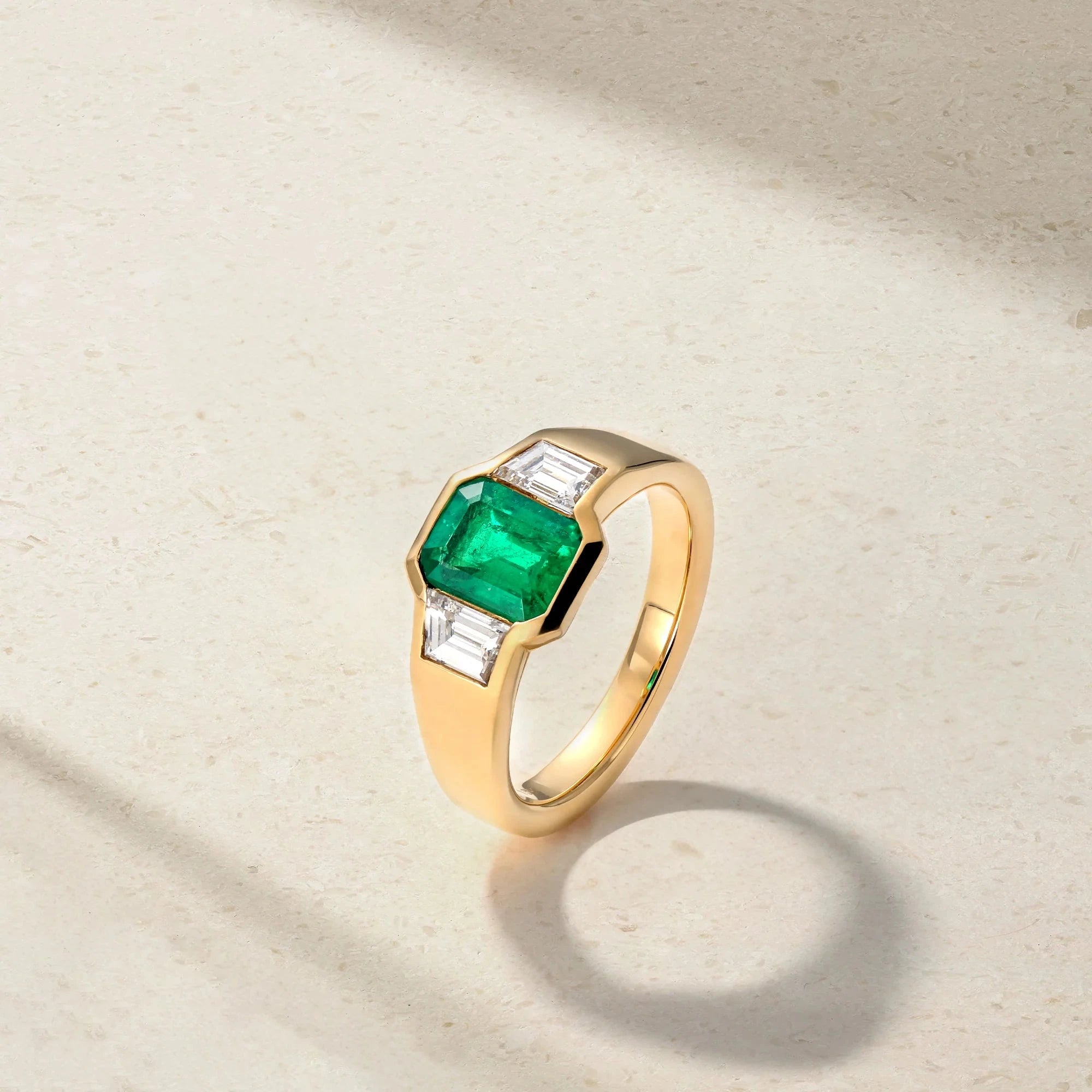 Mark Henry Mark Henry 18k Yellow Gold Emerald and Diamond Ring