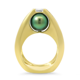 PAGE Estate Ring Estate 18k Yellow Gold Pearl and Diamond Ring 7.5