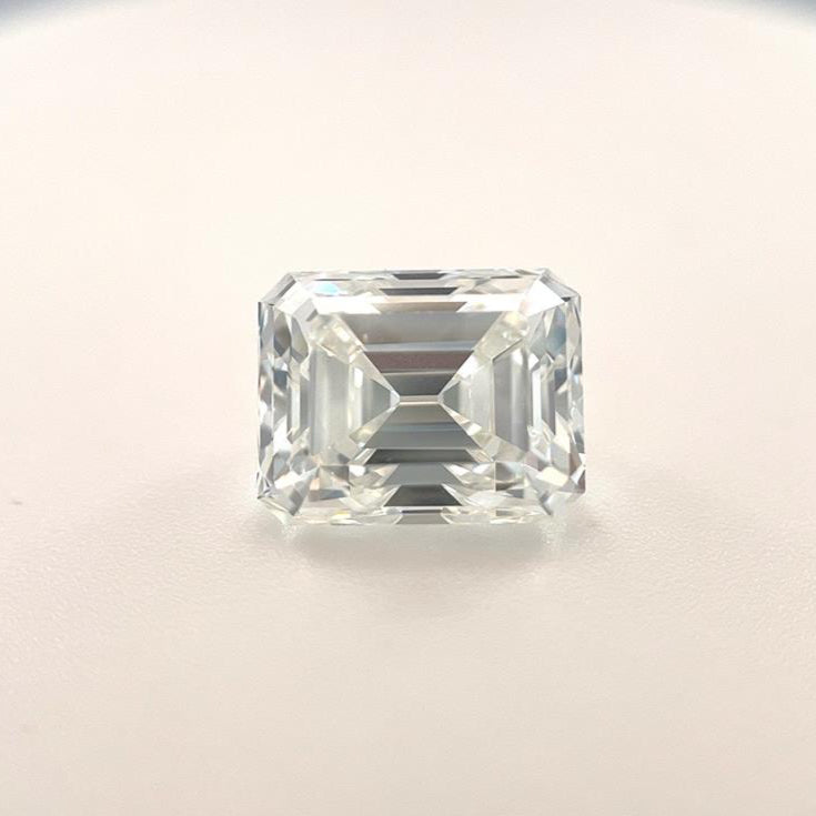 PAGE Estate Diamond Springer's LEGACY™  2.60ct Emerald Cut H/VS1