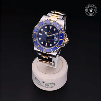 Rolex Certified Pre-Owned Watch Oyster Perpetual Submariner Date