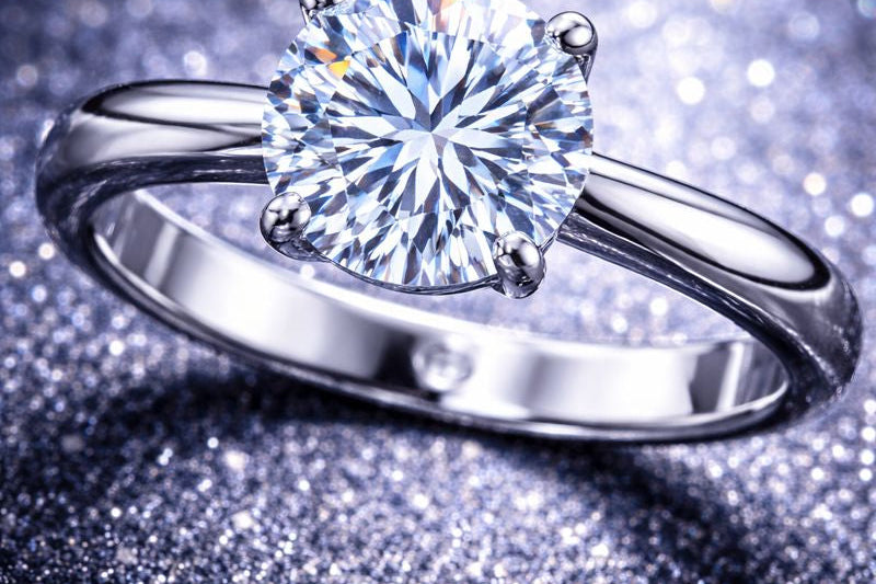 What is solitaire diamond?
