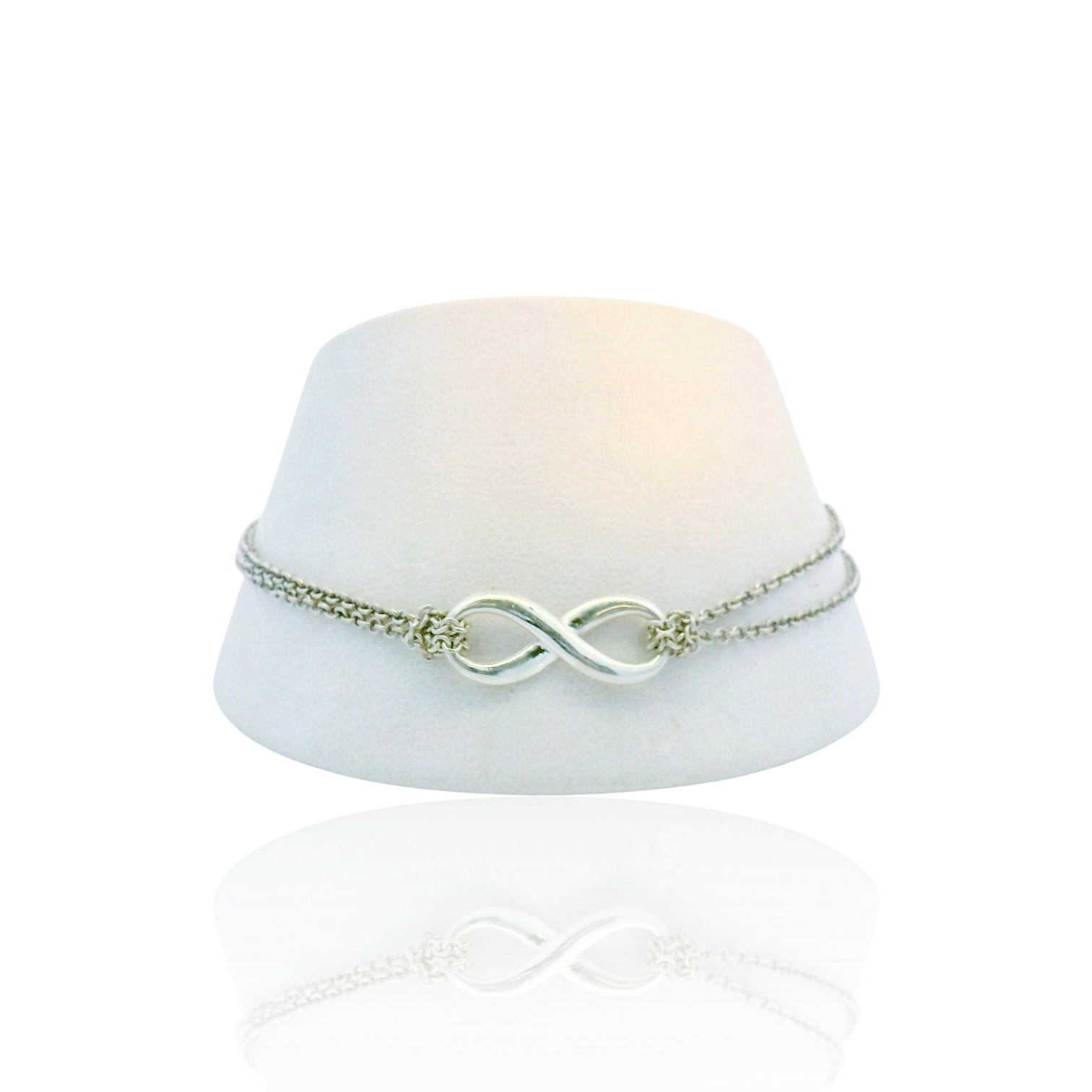 Estate Tiffany & Co. Bracelet Tiffany & Co. Estate Sterling Silver Infinity Bracelet