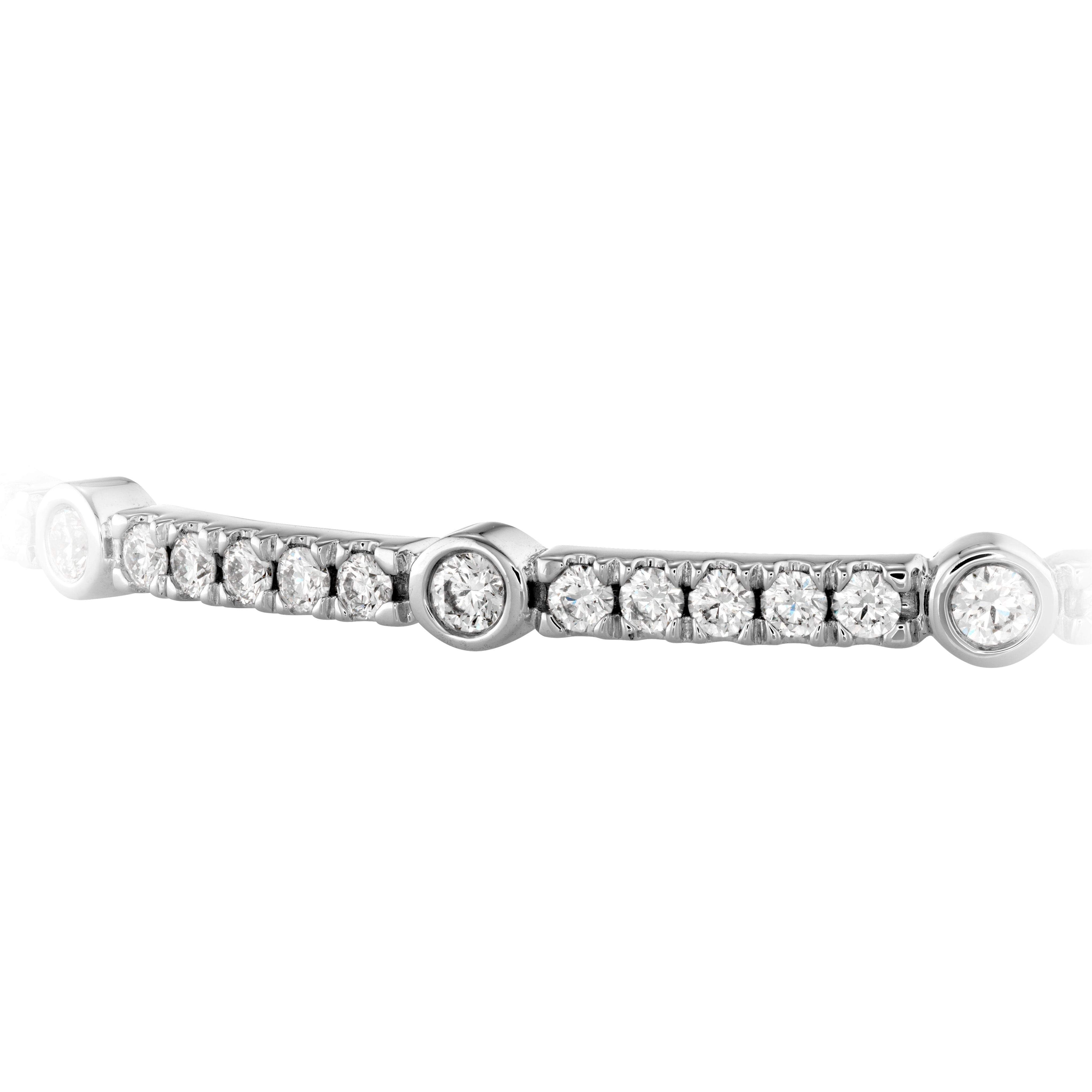 Hearts on Fire Bracelet Hearts on Fire Copley 18k White Gold Diamond Bangle