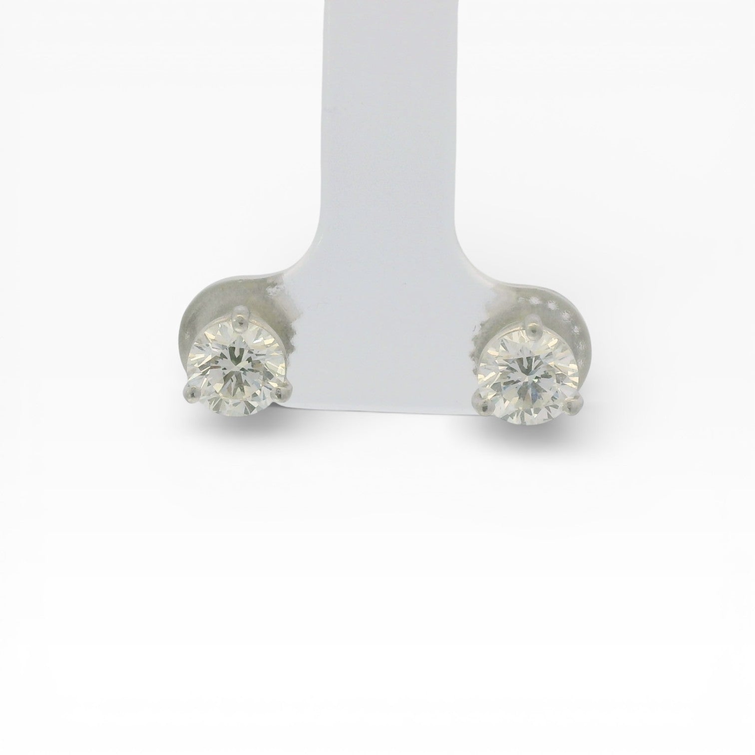 Kwiat Earrings 1.43ctw Kwiat Estate Diamond Studs in Platinum