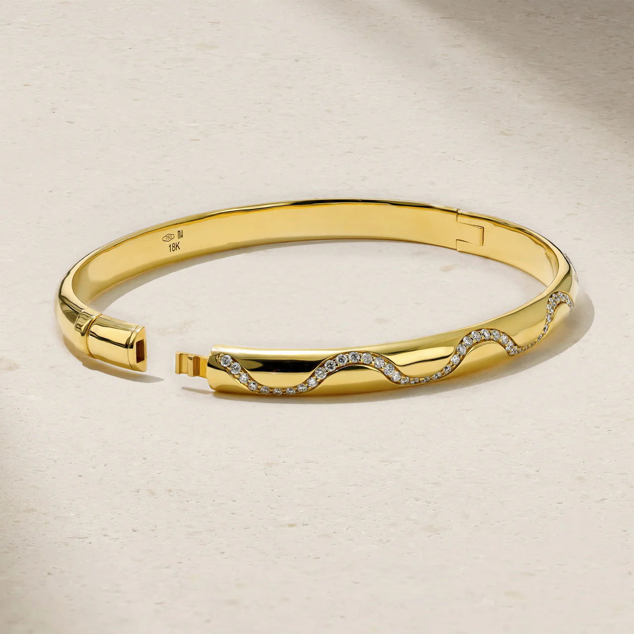 Mark Henry Bracelet Mark Henry 18k Yellow Gold Riva Tide Diamond Bangle