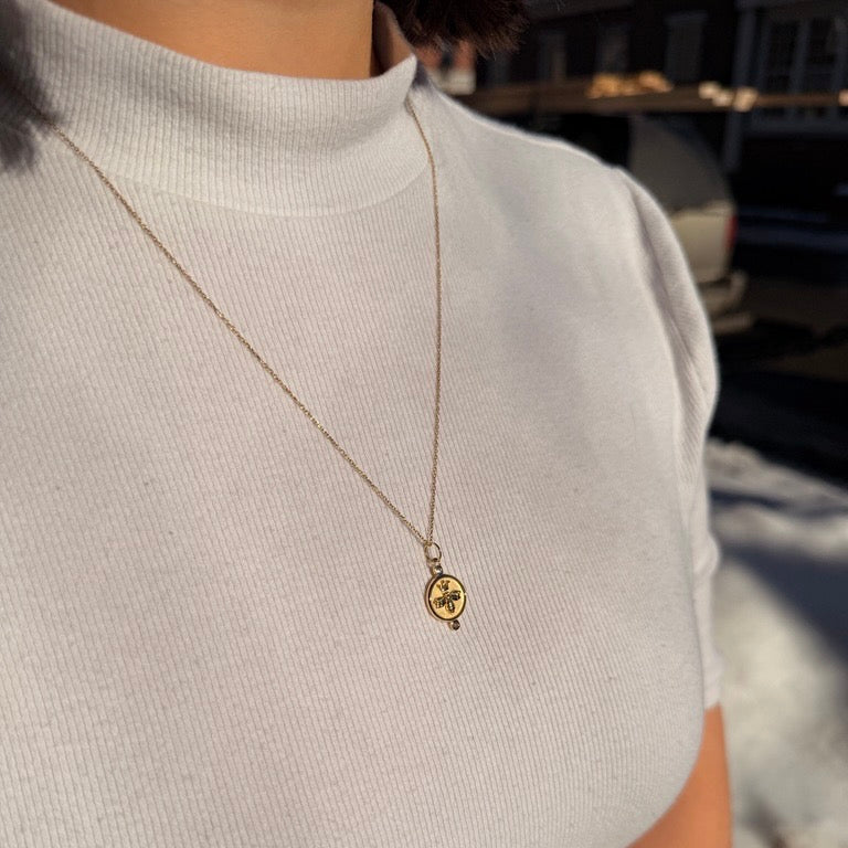 Monica Rich Kosann Necklaces and Pendants Monica Rich Kosann 18k Yellow Gold Queen Bee Pendant