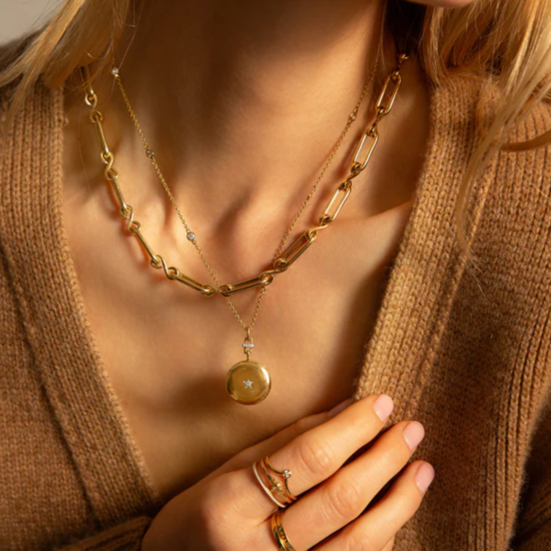 Monica Rich Kosann Necklaces and Pendants Monica Rich Kosann 18k Yellow Gold Twinkle Star Locket Necklace