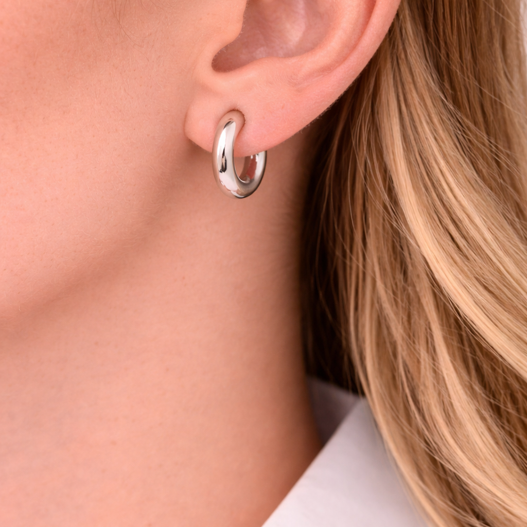 PAGE Estate Earrings Estate 14K White Gold Huggie Hoop Earrings