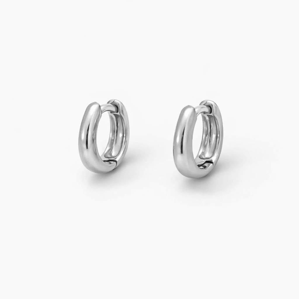 PAGE Estate Earrings Estate 14K White Gold Huggie Hoop Earrings