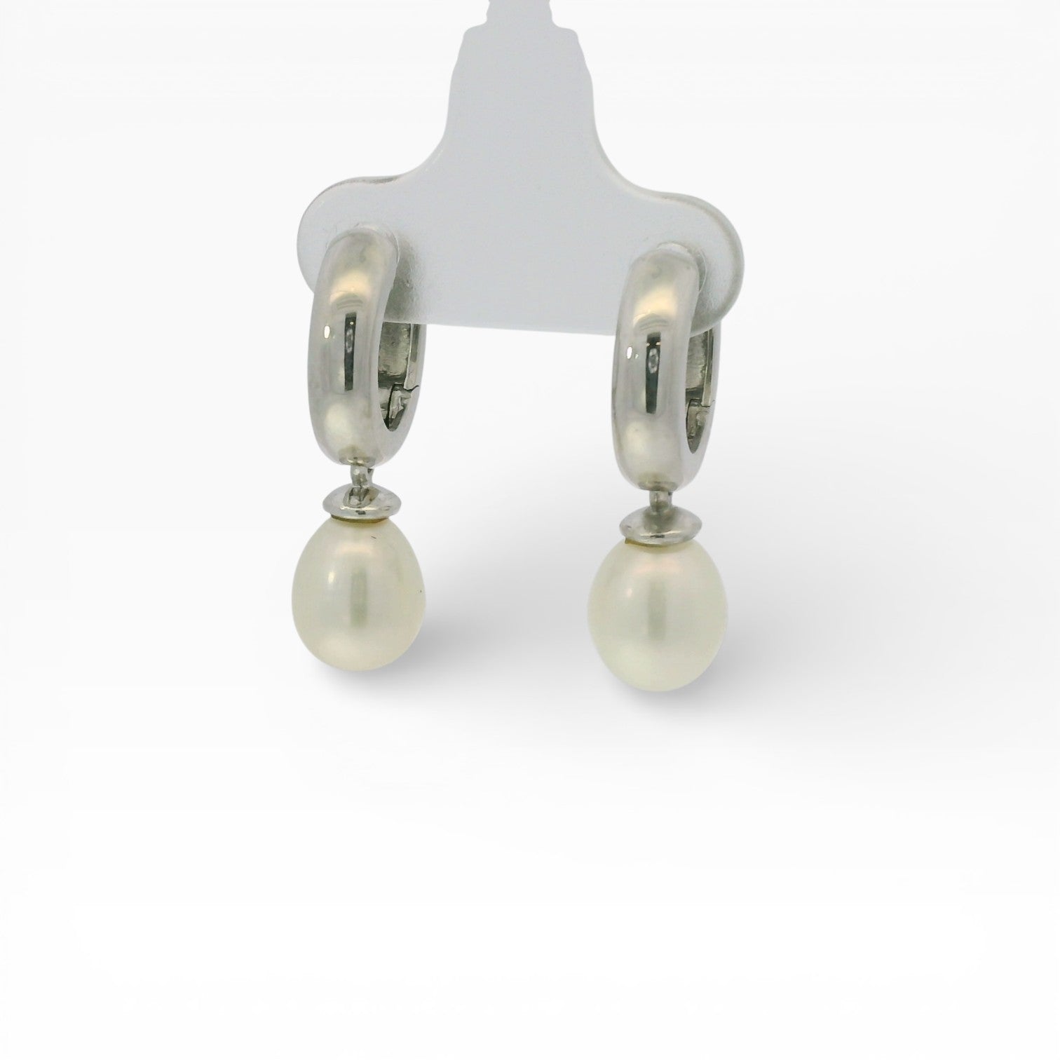 PAGE Estate Earrings Estate 14K White Gold Pearl Huggie Drop Earrings