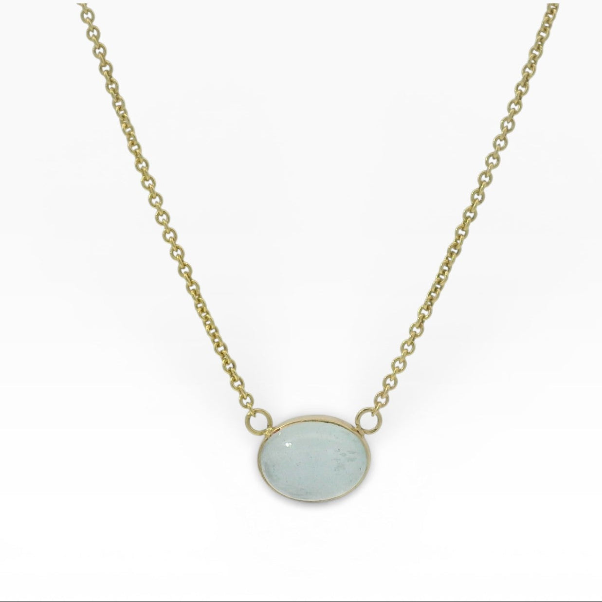 PAGE Estate Necklaces and Pendants Estate 14K Yellow Gold Cabochon Aquamarine Necklace