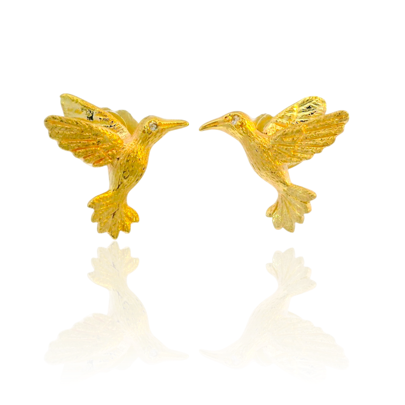 PAGE Estate Earrings Estate 14K Yellow Gold Hummingbird Diamond Stud Earrings