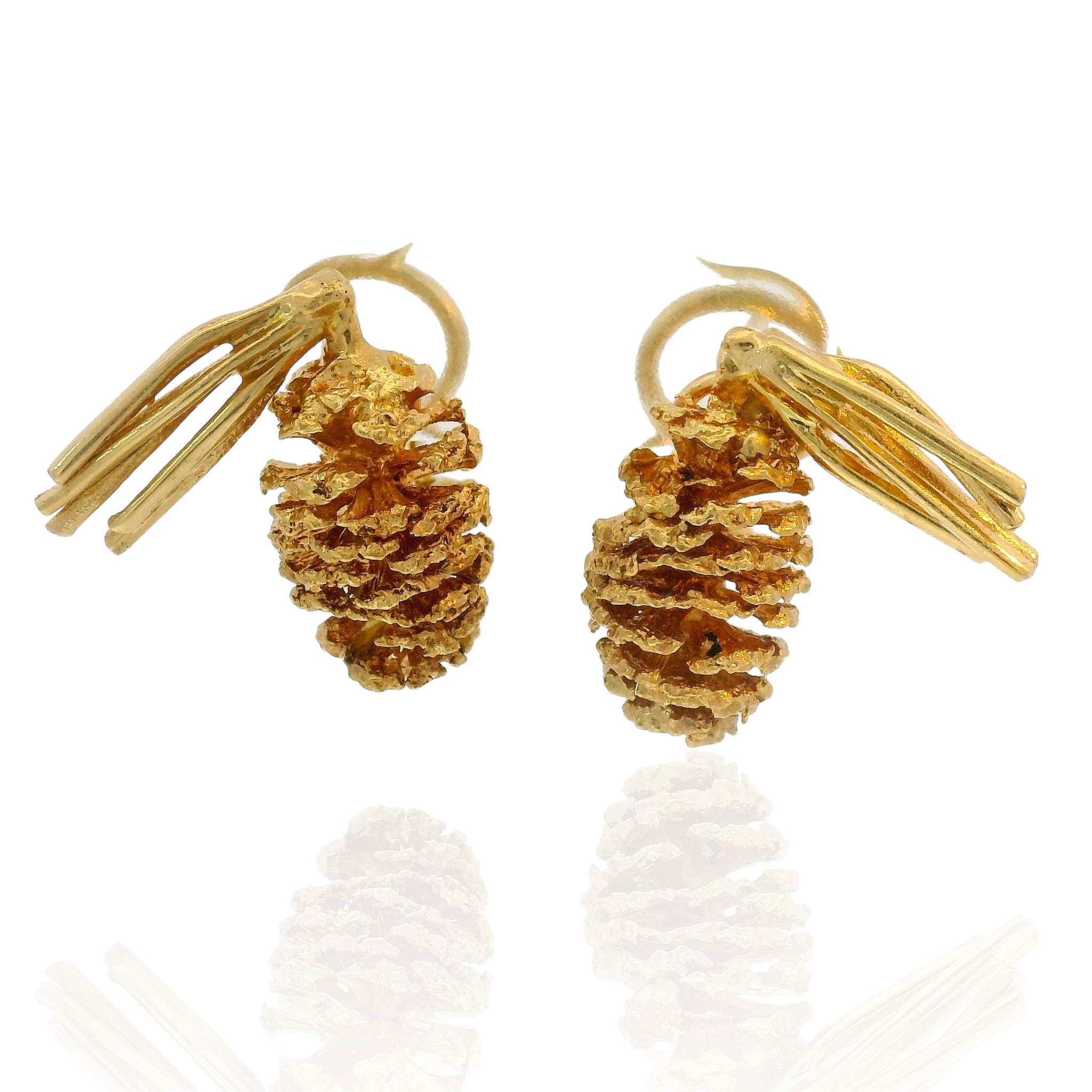 PAGE Estate Earrings Estate 14K Yellow Gold Pine Cone Earrings