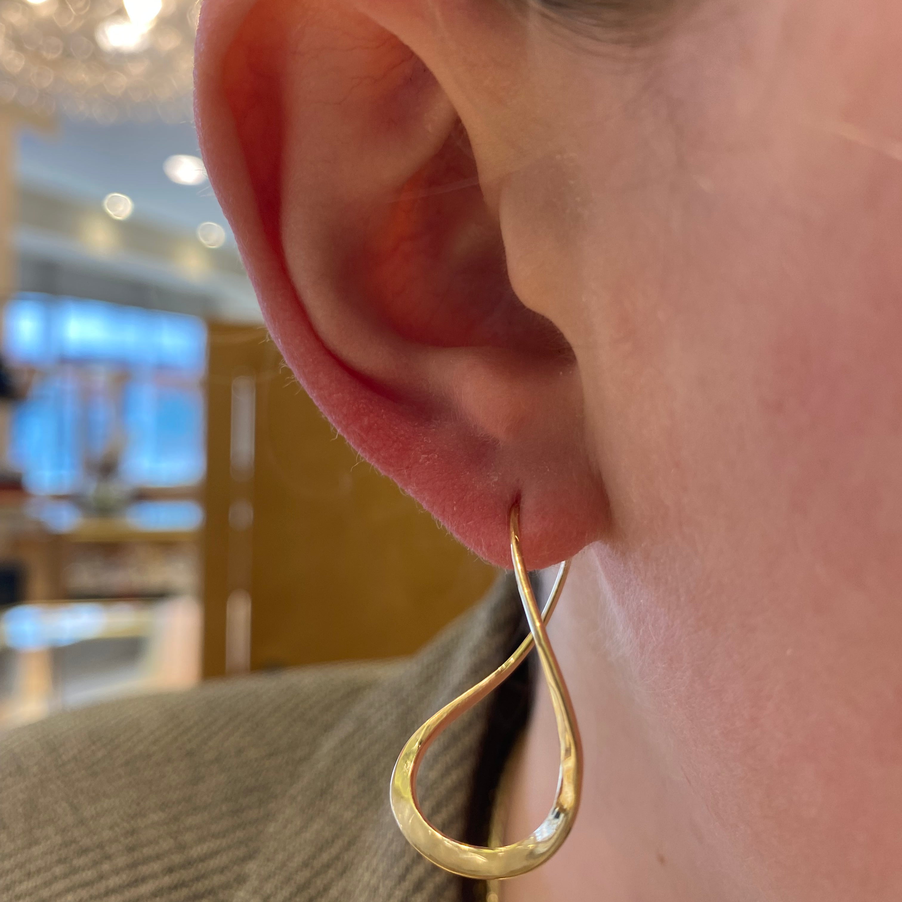 PAGE Estate Earrings Estate 14K Yellow Gold Twist Hoop Earrings