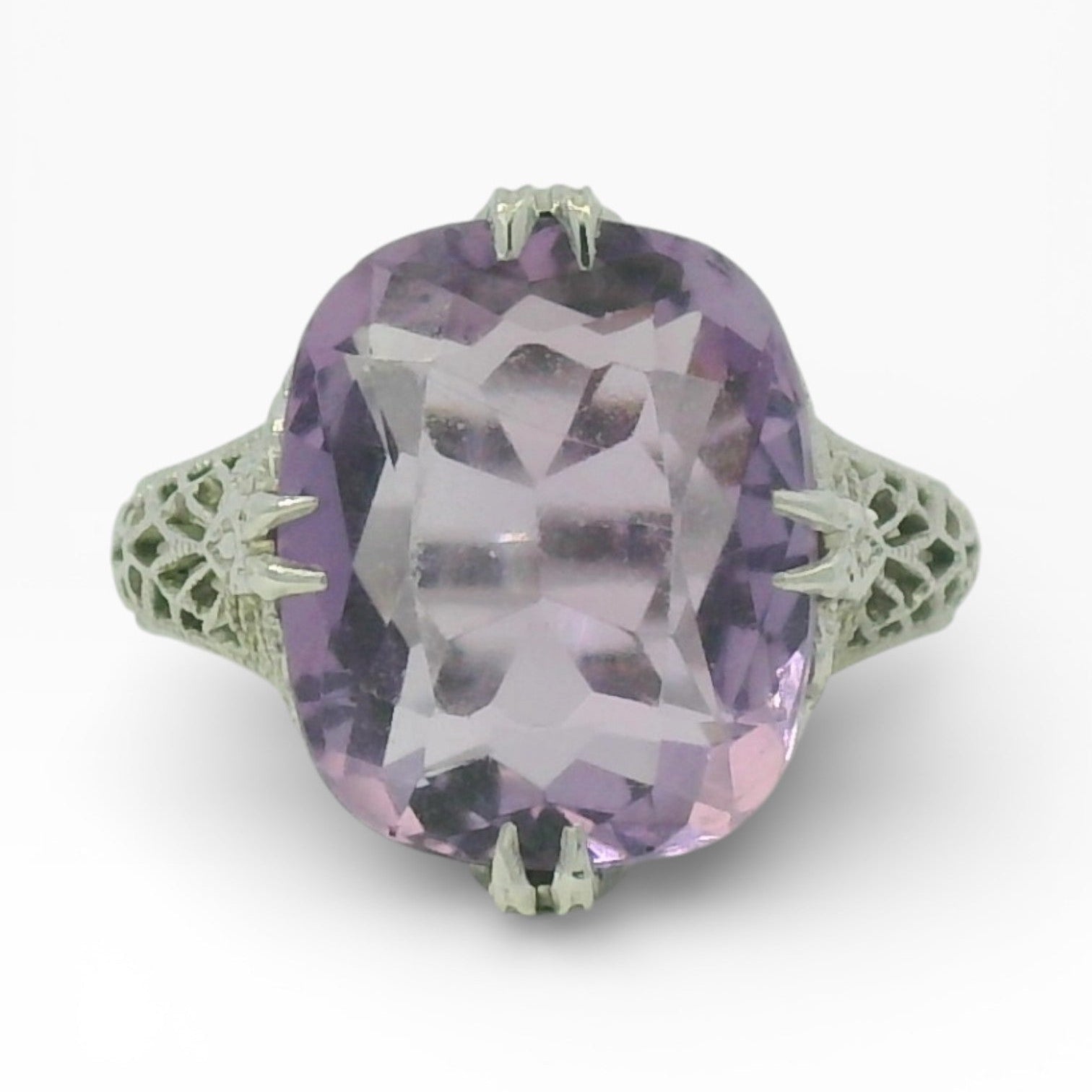 PAGE Estate Ring Estate 18K White Gold Edwardian-Style Filigree Amethyst Ring 5