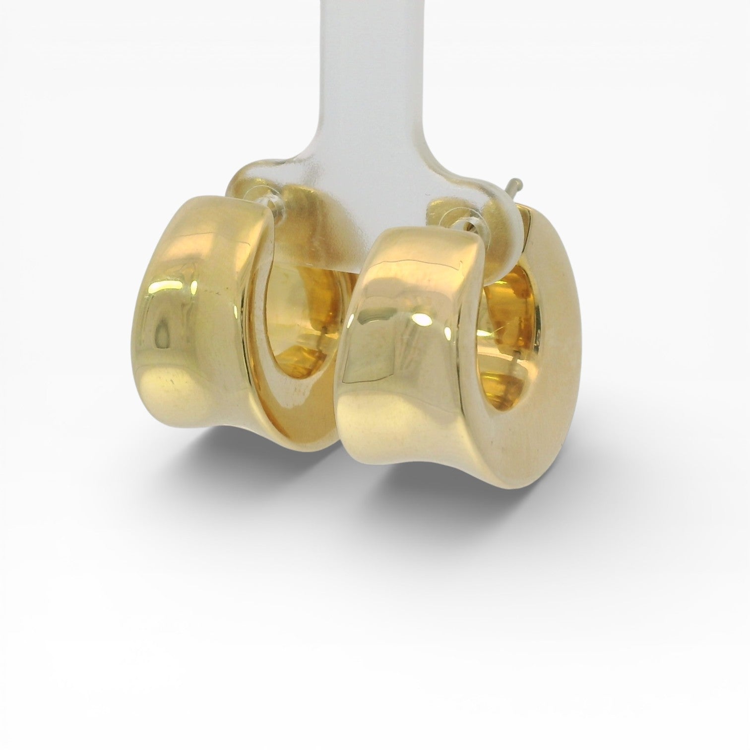 PAGE Estate Earrings Estate 18K Yellow Gold Tapered Hoop Earring