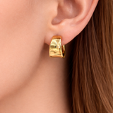PAGE Estate Earrings Estate 18K Yellow Gold Tapered Hoop Earring