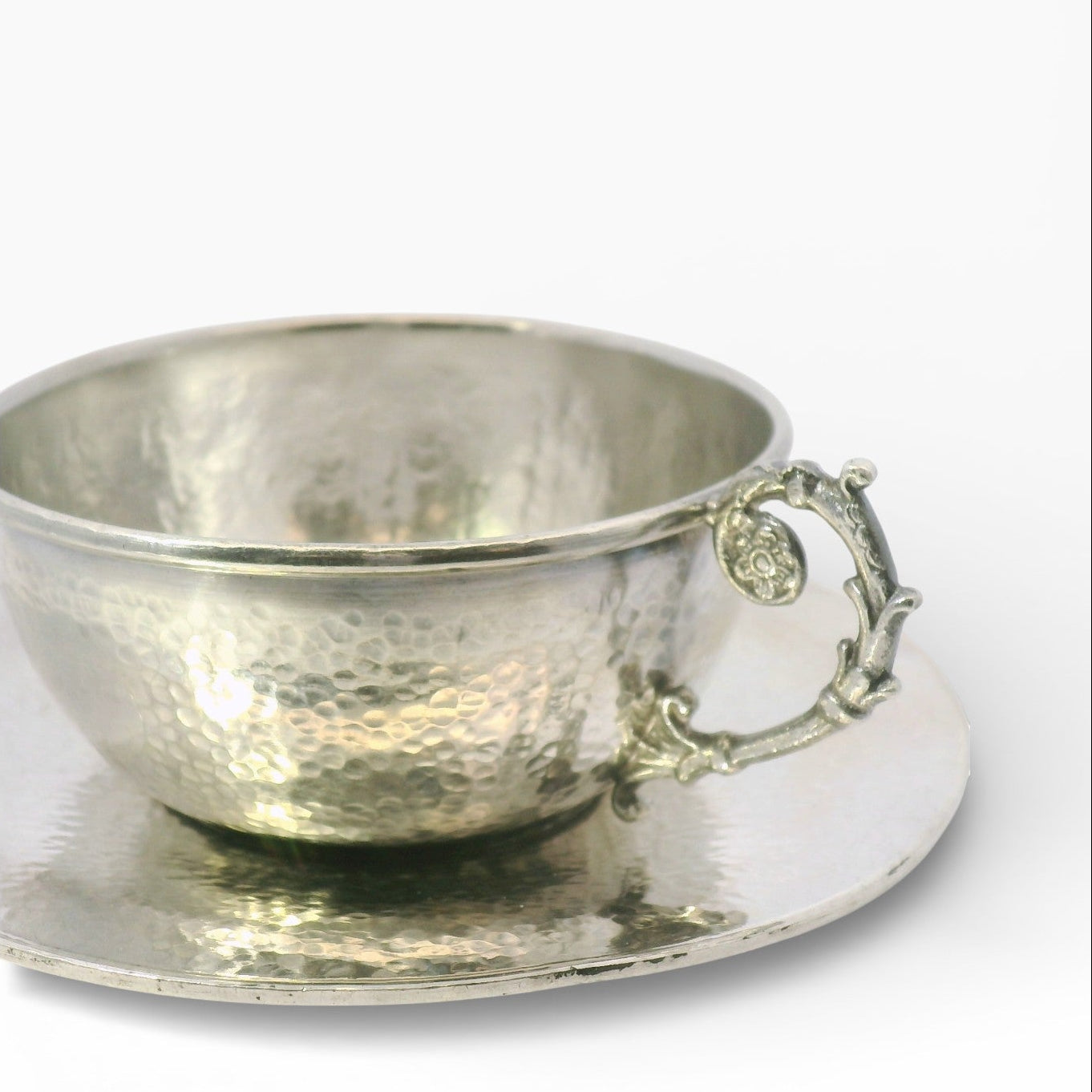 PAGE Estate Dish Estate Medina L Bogota Sterling Silver Hammered Tea Cup & Saucer