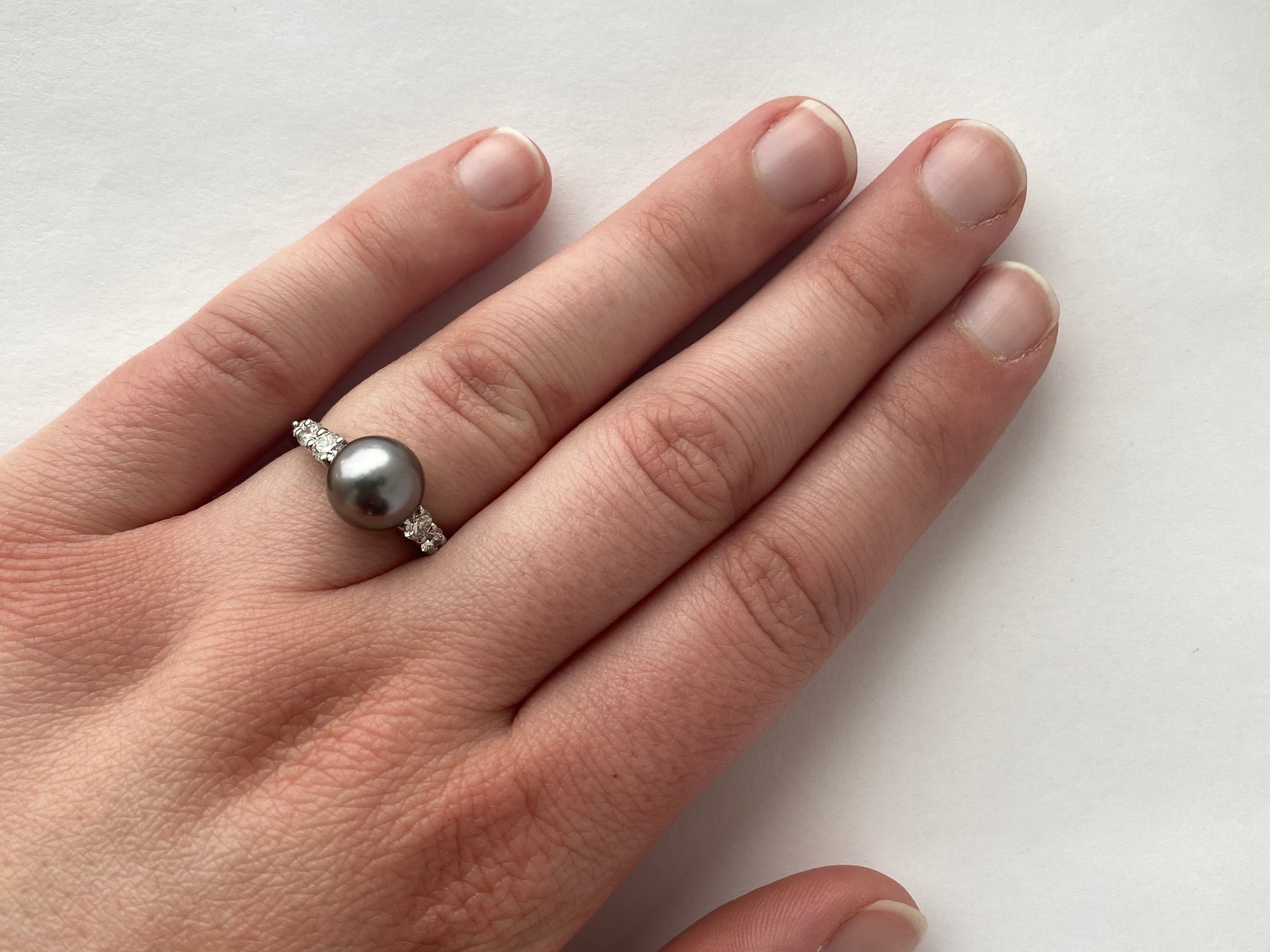 PAGE Estate Ring Estate Mikimoto 18k White Gold Black South Sea Pearl & Diamond Ring 6