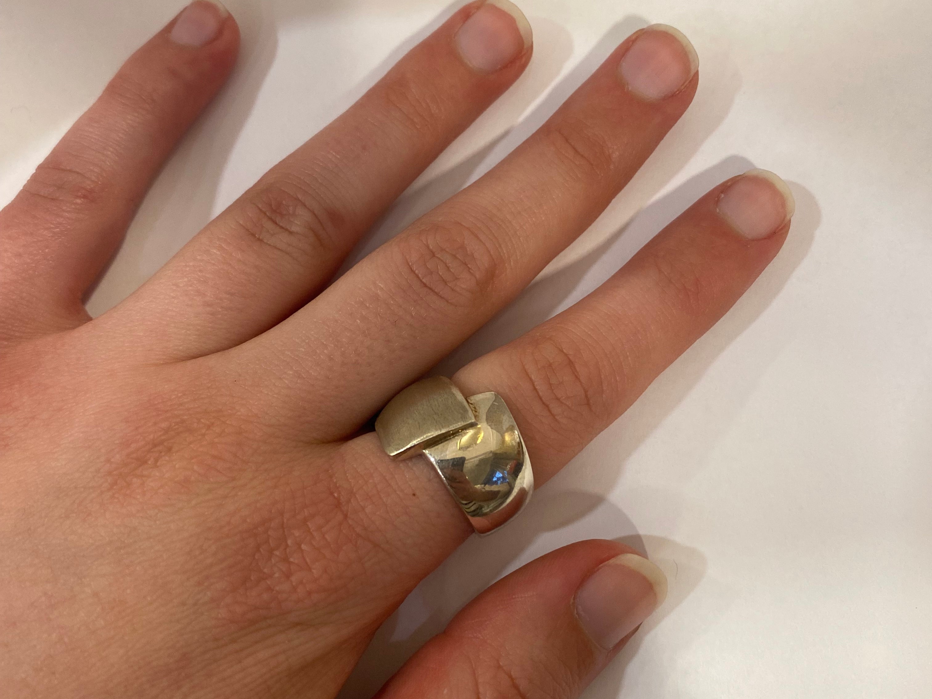 PAGE Estate Ring Estate Sterling Silver Closed Bypass Style Ring 8
