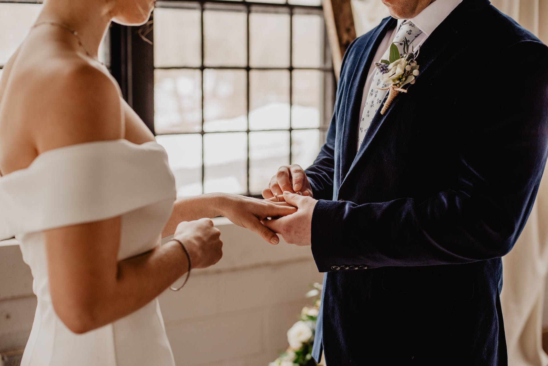 Wedding Bands For Women In Portsmouth NH