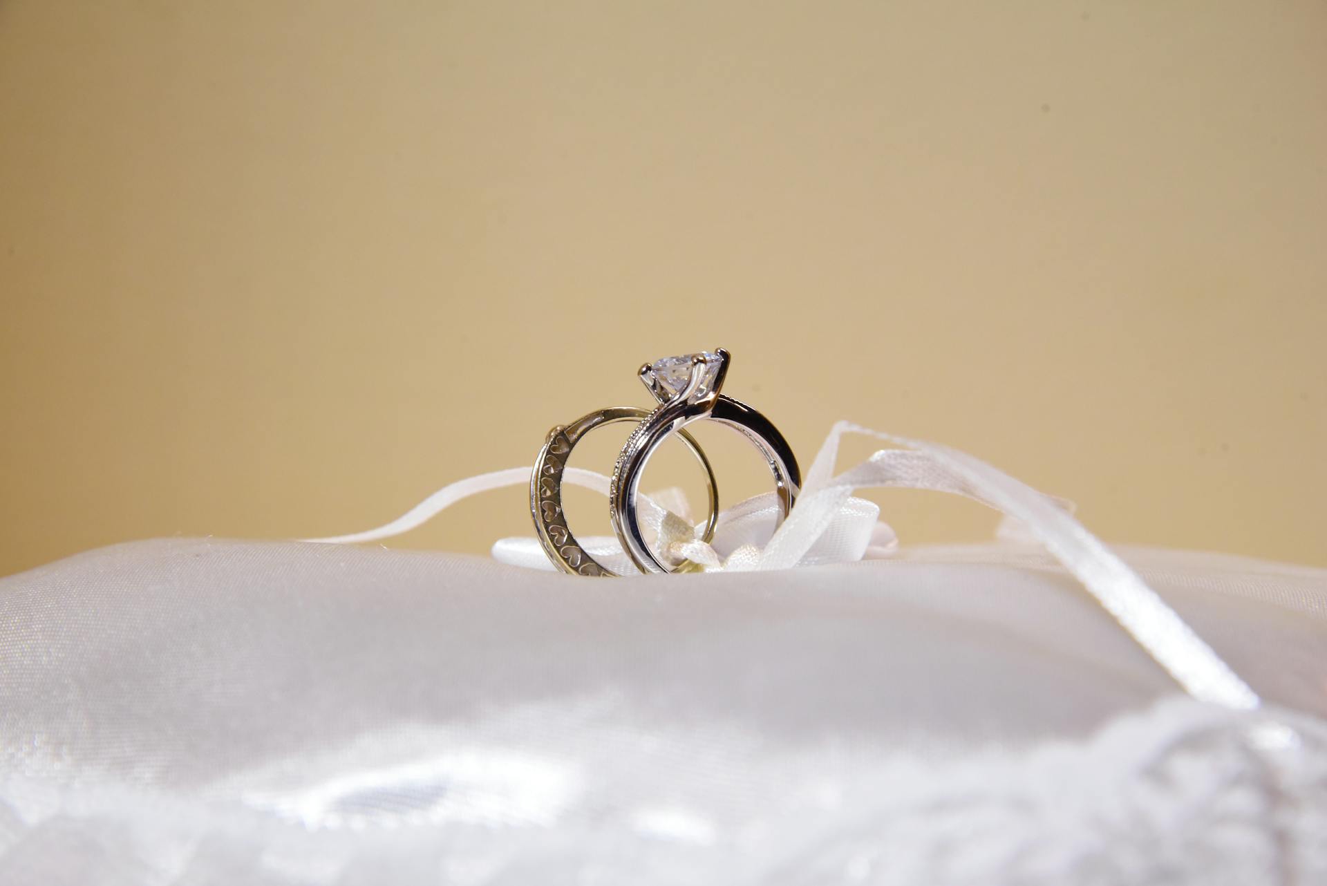 Wedding Rings For Women In Portsmouth, NH