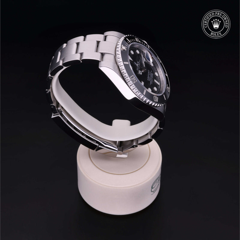 Rolex Certified Pre-Owned Watch Oyster Perpetual Submariner Date