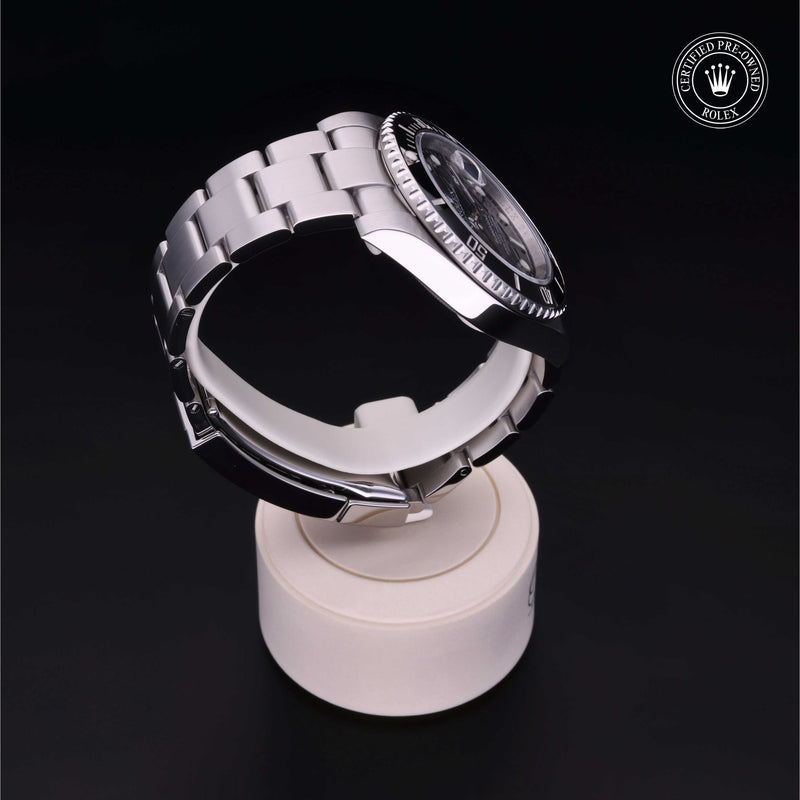 Rolex Certified Pre-Owned Watch Oyster Perpetual Submariner Date