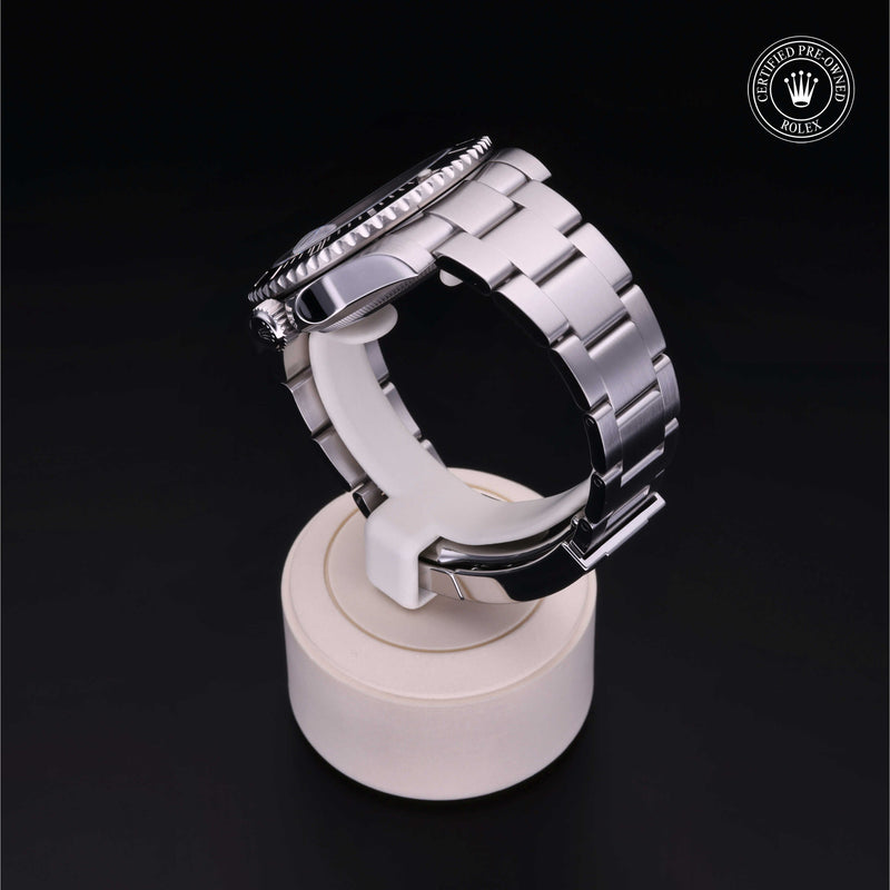 Rolex Certified Pre-Owned Watch Oyster Perpetual Submariner Date