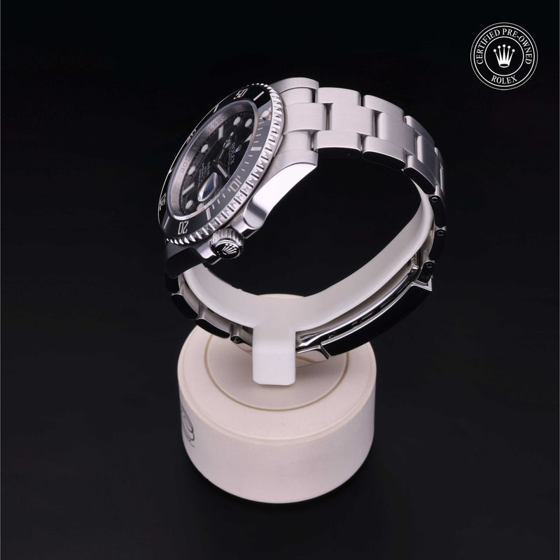 Rolex Certified Pre-Owned Watch Oyster Perpetual Submariner Date