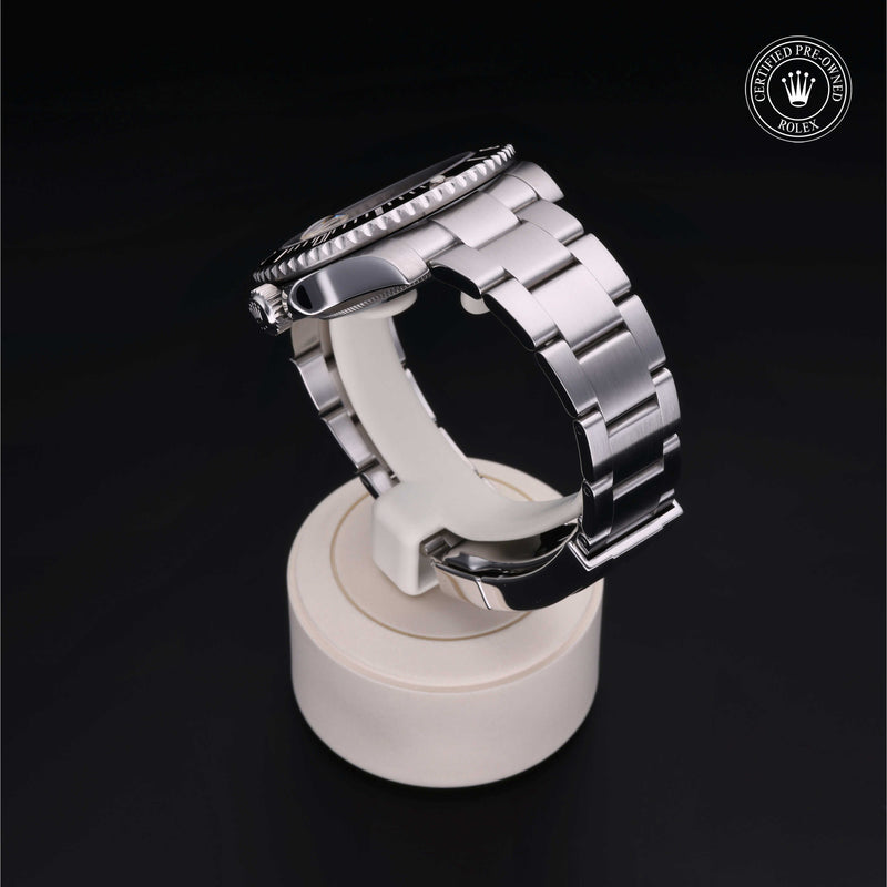 Rolex Certified Pre-Owned Watch Oyster Perpetual Submariner Date