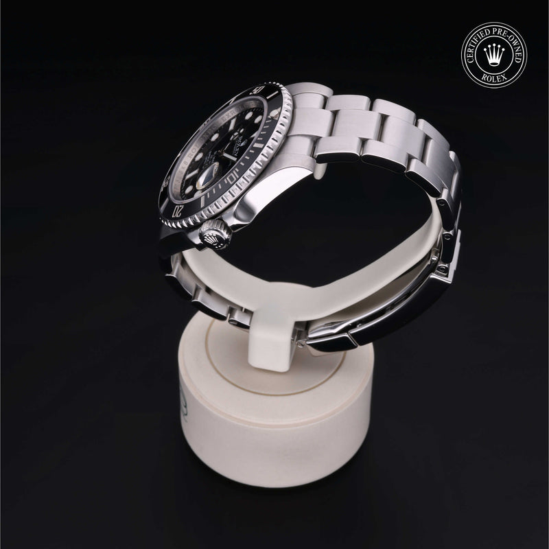 Rolex Certified Pre-Owned Watch Oyster Perpetual Submariner Date