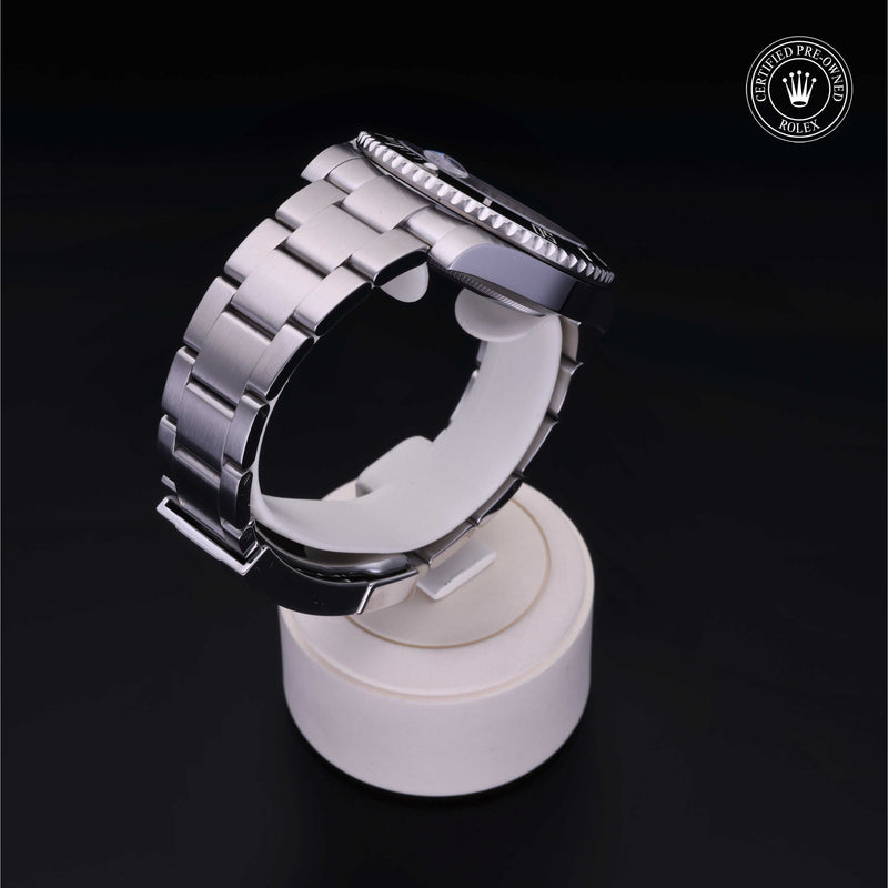Rolex Certified Pre-Owned Watch Oyster Perpetual Submariner Date