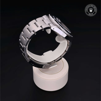 Rolex Certified Pre-Owned Watch Oyster Perpetual Submariner Date