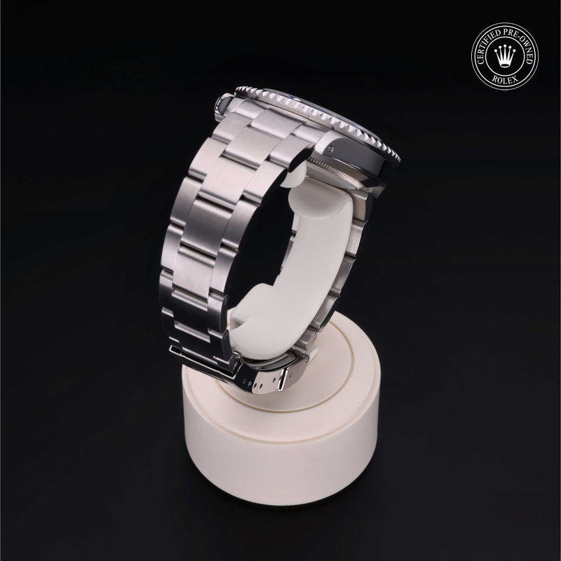 Rolex Certified Pre-Owned Watch Oyster Perpetual Submariner Date