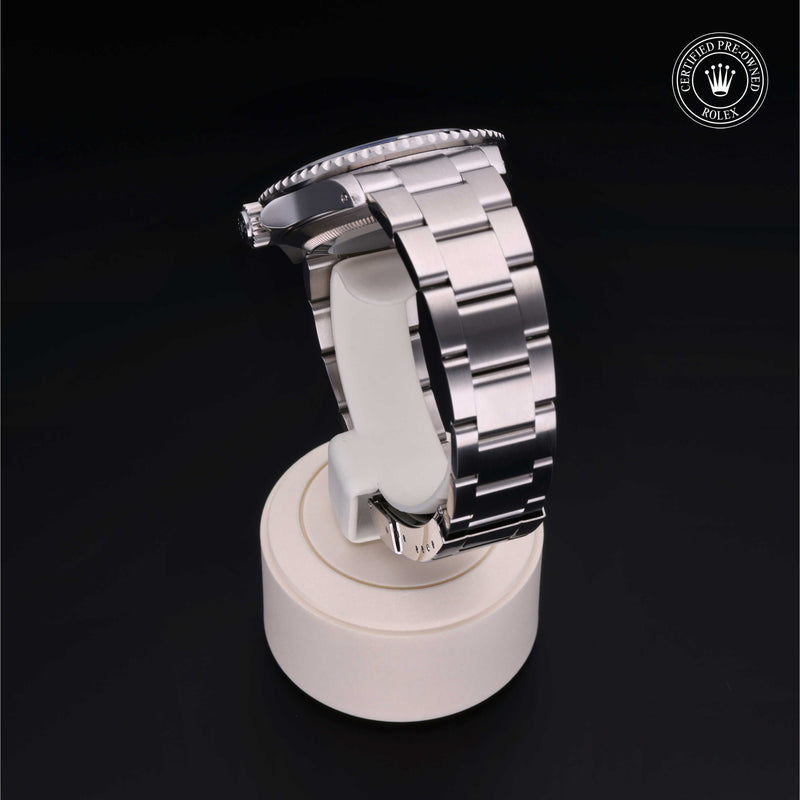 Rolex Certified Pre-Owned Watch Oyster Perpetual Submariner Date