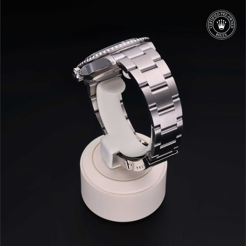 Rolex Certified Pre-Owned Watch Oyster Perpetual Submariner Date