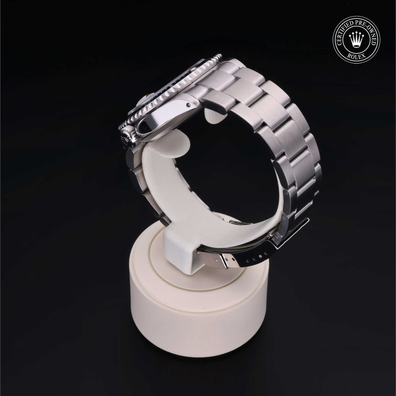 Rolex Certified Pre-Owned Watch Oyster Perpetual Submariner Date