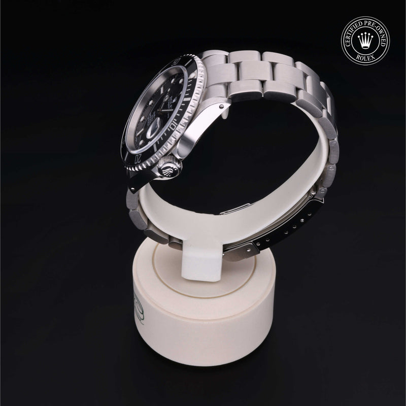 Rolex Certified Pre-Owned Watch Oyster Perpetual Submariner Date