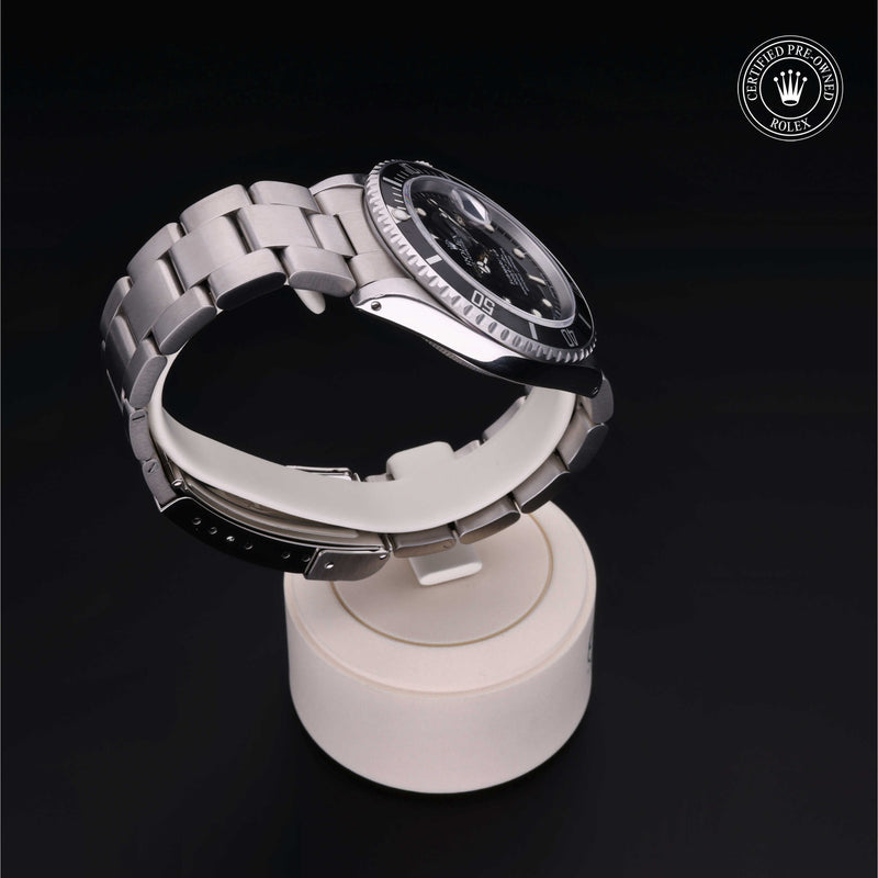 Rolex Certified Pre-Owned Watch Oyster Perpetual Submariner Date