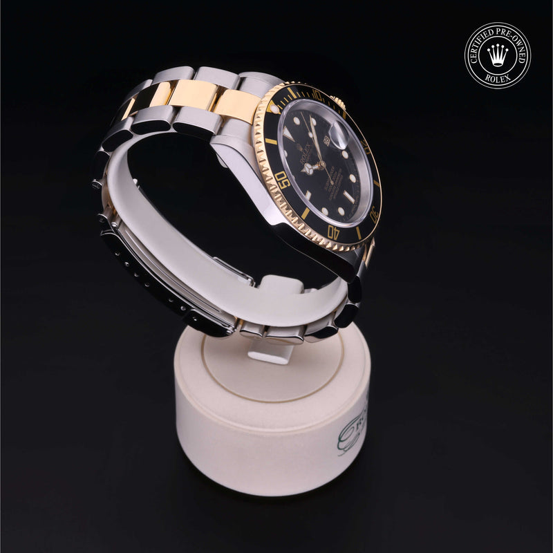 Rolex Certified Pre-Owned Watch Oyster Perpetual Submariner Date