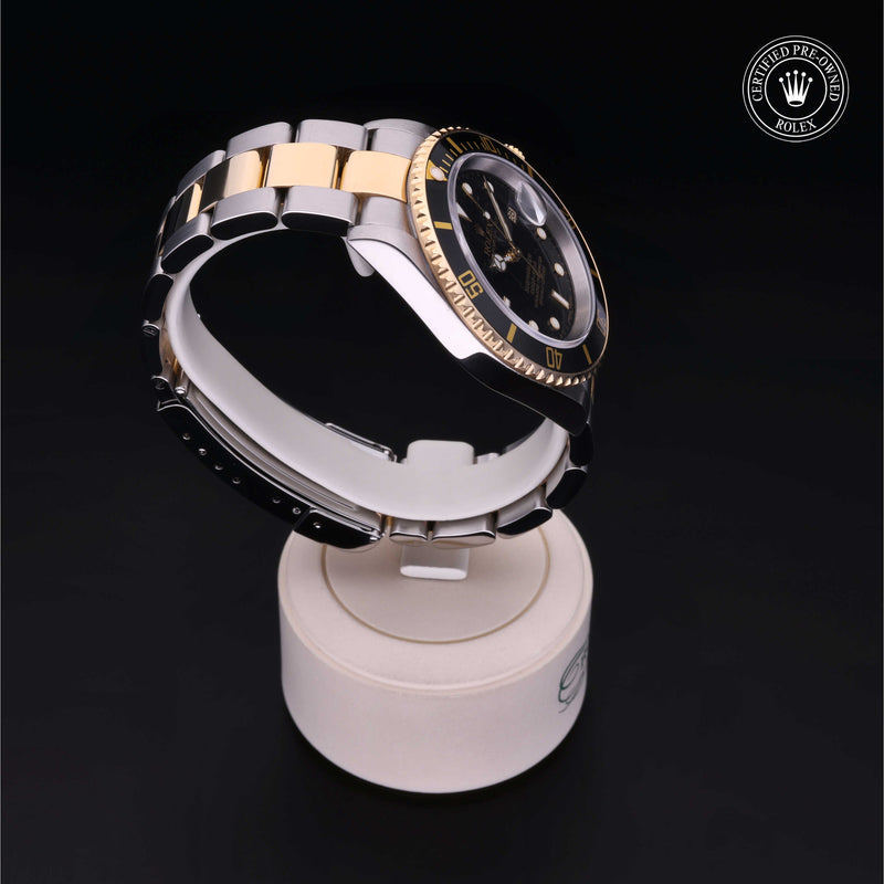 Rolex Certified Pre-Owned Watch Oyster Perpetual Submariner Date