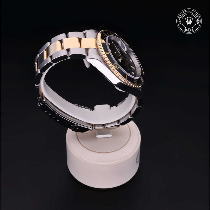 Rolex Certified Pre-Owned Watch Oyster Perpetual Submariner Date