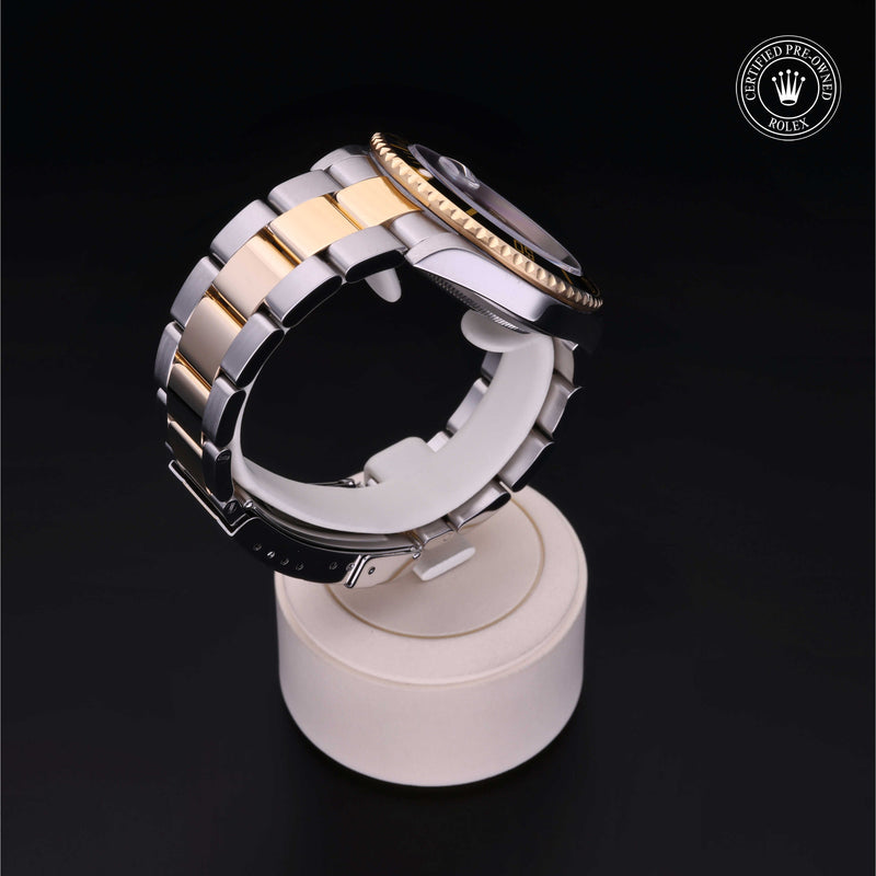 Rolex Certified Pre-Owned Watch Oyster Perpetual Submariner Date