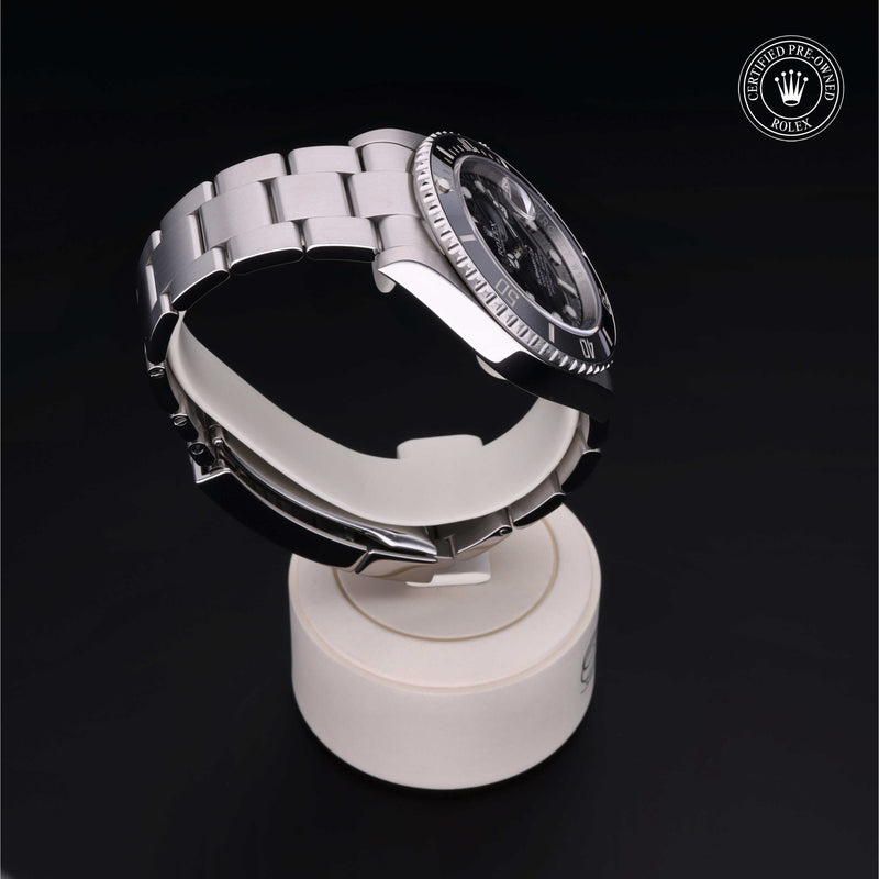 Rolex Certified Pre-Owned Watch Oyster Perpetual Submariner Date