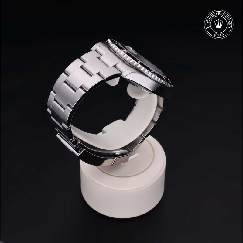 Rolex Certified Pre-Owned Watch Oyster Perpetual Submariner Date