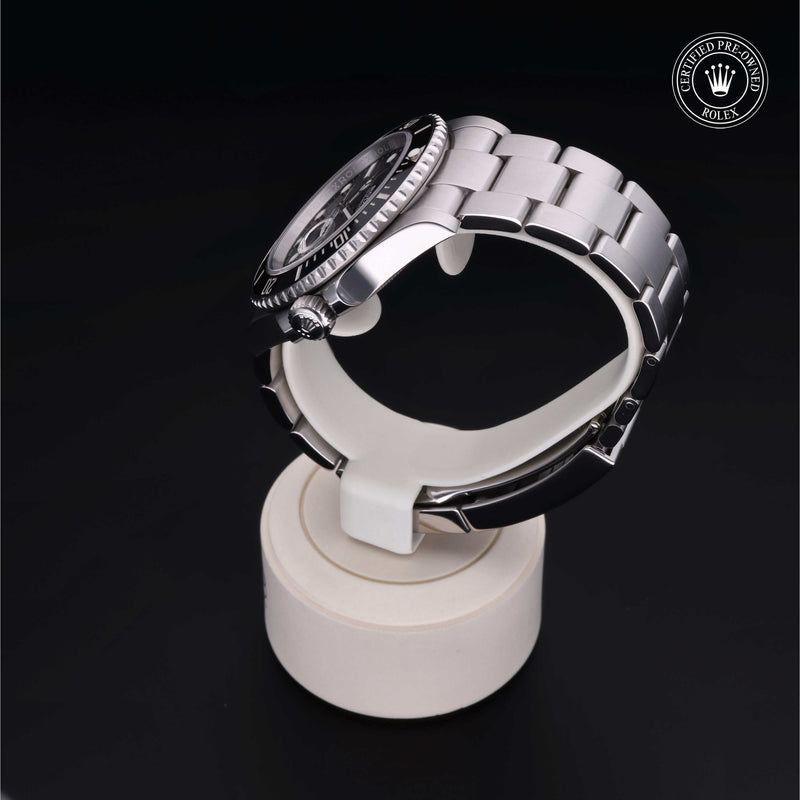 Rolex Certified Pre-Owned Watch Oyster Perpetual Submariner Date